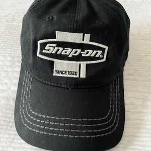 SnapOn Hat